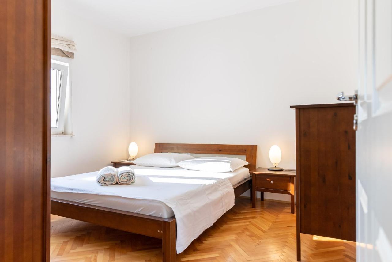 Apartment Luno Kaštela Esterno foto