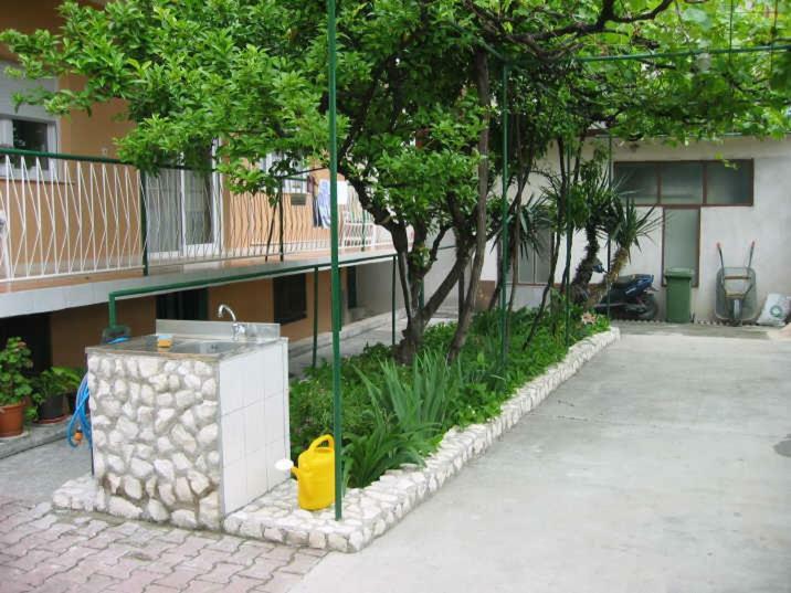 Apartment Luno Kaštela Esterno foto